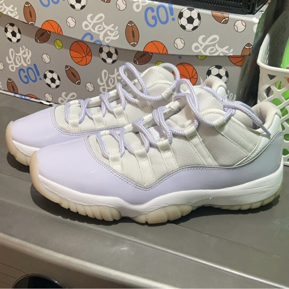 “Pure Violet” Jordan 11 Low’s - Picture 2 of 2
